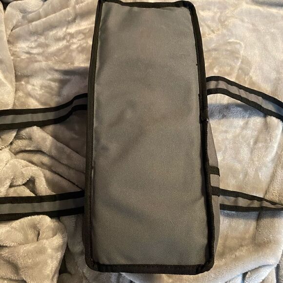 Small Zip Mesh Dog Carrier - Picture 4 of 6